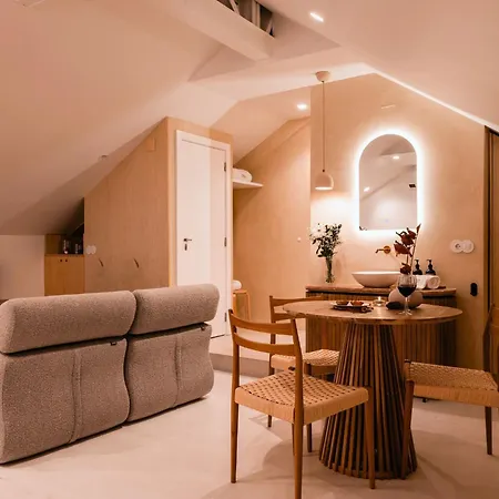 Downtown-terrasse Fabelhafte Aussichten Romantisches Penthouse By Interhome * Lissabon