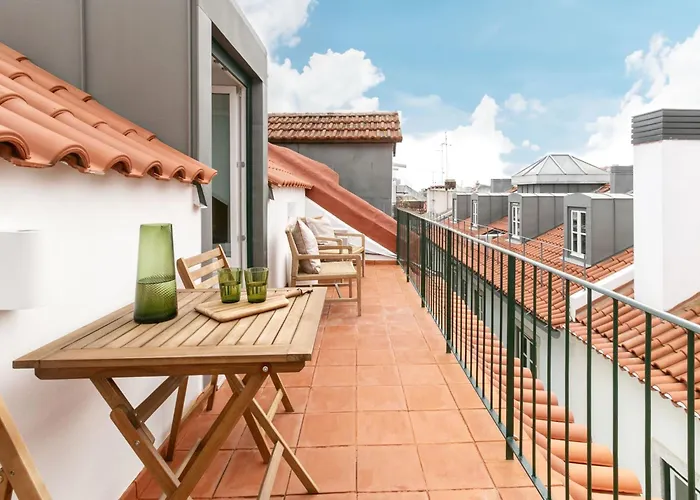 Downtown-terrasse Fabelhafte Aussichten Romantisches Penthouse By Interhome * Lizbona