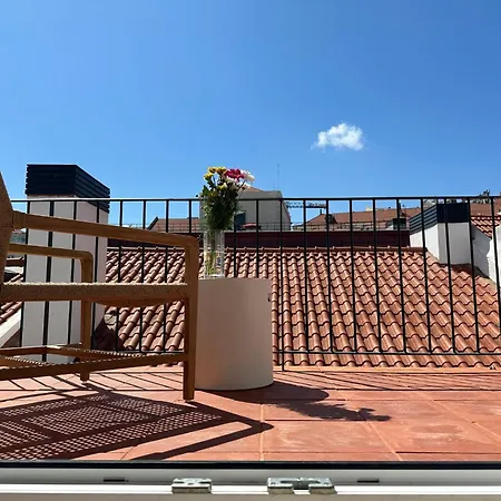 Downtown-terrasse Fabelhafte Aussichten Romantisches Penthouse By Interhome * Лісабон