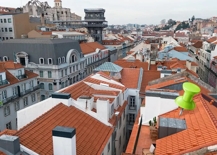 Апартаменти Downtown-terrasse Fabelhafte Aussichten Romantisches Penthouse By Interhome Лісабон